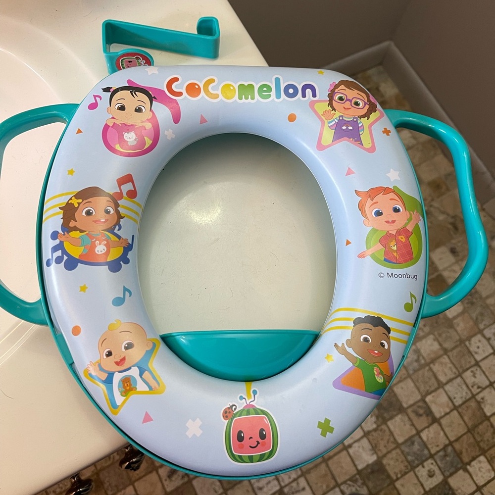 Cocomelon potty seat